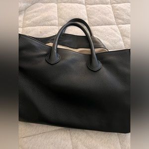 Elisabetta bag by mark graham, no monogram. Black.Excellent condition,used 2 day
